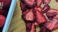 Homemade dehydrated strawberries Homemade dehydrated strawberries