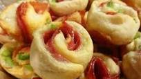 Four Ingredient Pizza Bites Four Ingredient Pizza Bites