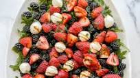 Berry Caprese Salad (Gluten-Free, vegetarian) Berry Caprese Salad (Gluten-Free, vegetarian)