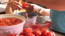 Old-fashioned Aussie-style homemade tomato sauce Old-fashioned Aussie-style homemade tomato sauce