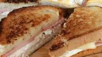 Tostadas- sandwich con relleno salado Tostadas- sandwich con relleno salado
