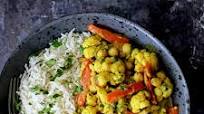 Vegan Indian Cauliflower and Chickpea Curry Vegan Indian Cauliflower and Chickpea Curry