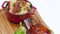 Ham hock cooked in pilsner with honey and ginger Ham hock cooked in pilsner with honey and ginger