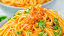 Instant Pot Spaghetti with Simple Tomato Sauce Instant Pot Spaghetti with Simple Tomato Sauce