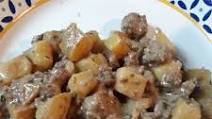 Ground Beef and Potatoes Ground Beef and Potatoes