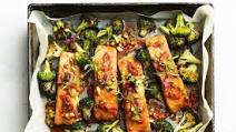 One-pan salmon and broccoli bake One-pan salmon and broccoli bake