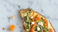 Vegetarian Tandoori Naan Pizza Vegetarian Tandoori Naan Pizza