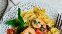 Mediterranean Farfalle Toss with Shrimp Mediterranean Farfalle Toss with Shrimp