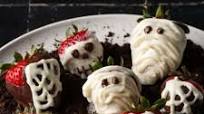 Halloween Chocolate Covered Strawberries Halloween Chocolate Covered Strawberries