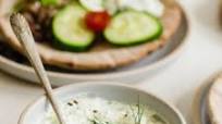 Easy Tzatziki Sauce Easy Tzatziki Sauce