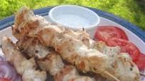 Chicken Souvlaki with Tzatziki Sauce Chicken Souvlaki with Tzatziki Sauce