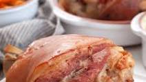 Berliner Eisbein (Simmered Pig Knuckles) Berliner Eisbein (Simmered Pig Knuckles)