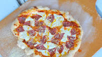 Pizza on the Big Green Egg Pizza on the Big Green Egg