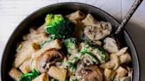 Creamy Vegan Alfredo Pasta Creamy Vegan Alfredo Pasta