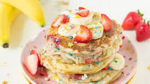 Strawberry Banana Protein Pancakes Strawberry Banana Protein Pancakes