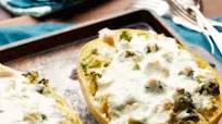 Broccoli & Chicken Alfredo Spaghetti Squash Broccoli & Chicken Alfredo Spaghetti Squash