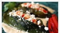 Chiles Rellenos de Camarones y Queso (Cheese and Shrimp Stuffed Poblanos) Chiles Rellenos de Camarones y Queso (Cheese and Shrimp Stuffed Poblanos)