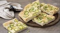 Focaccia con zucchine Focaccia con zucchine
