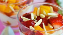 Mango-Strawberry Yogurt Parfaits Mango-Strawberry Yogurt Parfaits