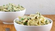 Farfalle Pasta in Creamy Garlic Sauce (Yes, it's vegan!) Farfalle Pasta in Creamy Garlic Sauce (Yes, it's vegan!)
