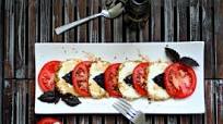 Autumn Caprese Salad with Walnut Crusted Mozzarella and Pomegranate Balsamic Autumn Caprese Salad with Walnut Crusted Mozzarella and Pomegranate Balsamic