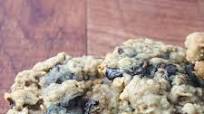 Oatmeal Chocolate Chip Cookies with Walnuts Oatmeal Chocolate Chip Cookies with Walnuts