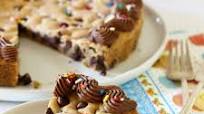 Chocolate Chip Cookie Cake Chocolate Chip Cookie Cake