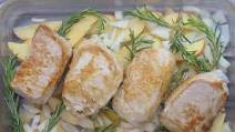 Rosemary and Apple Pork Chops (Whole30, Paleo) Rosemary and Apple Pork Chops (Whole30, Paleo)