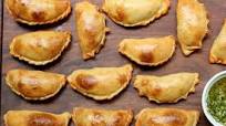 Empanadas mendocinas {Argentine beef empanadas} Empanadas mendocinas {Argentine beef empanadas}