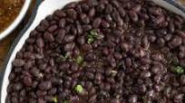 Chipotle Black Beans (Copycat) Chipotle Black Beans (Copycat)