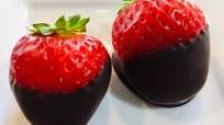 Simple Vegan Chocolate Dipped Strawberries Simple Vegan Chocolate Dipped Strawberries