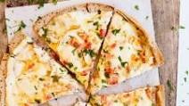 Chicken Pizza with Garlic White Sauce + Bacon Chicken Pizza with Garlic White Sauce + Bacon