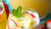 Sparkling Strawberry Pineapple Punch Sparkling Strawberry Pineapple Punch