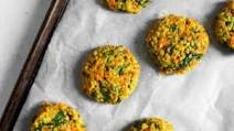 Curried Sorghum Cakes with Carrots & Arugula Curried Sorghum Cakes with Carrots & Arugula