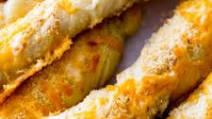 Cheesy Garlic Breadsticks Cheesy Garlic Breadsticks