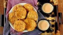Methi Mathri Methi Mathri