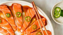 Spicy Salmon Sashimi with Ponzu Sauce Spicy Salmon Sashimi with Ponzu Sauce