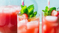 Strawberry Water Strawberry Water