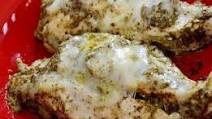 Mozzarella & Pesto Chicken In A Crock Pot Mozzarella & Pesto Chicken In A Crock Pot