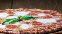 Chicken Crust Margherita Pizza Chicken Crust Margherita Pizza