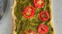 Easy Homemade Vegan Pizza Crust (with yeast) Easy Homemade Vegan Pizza Crust (with yeast)