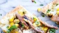 Trader Joe's Street Corn Carnitas Flatbread Trader Joe's Street Corn Carnitas Flatbread