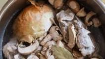 Instant Pot Bone Broth (Paleo, Gluten-Free) Instant Pot Bone Broth (Paleo, Gluten-Free)