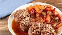 Brown Sugar and Pecan-Crusted Pork Tenderloin Medallions with sunchokes and carrots Brown Sugar and Pecan-Crusted Pork Tenderloin Medallions with sunchokes and carrots