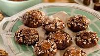 Turtle Fudge Chocolate Chip Cookies Turtle Fudge Chocolate Chip Cookies
