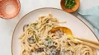 This Creamy Instant Pot Mushroom Pasta Practically Makes Itself This Creamy Instant Pot Mushroom Pasta Practically Makes Itself