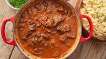 Easy Hungarian Goulash Easy Hungarian Goulash