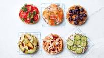 Brown-Rice Cakes with Toppings Brown-Rice Cakes with Toppings