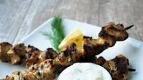 Marinated Chicken Skewers with Spicy Tzatziki Sauce Marinated Chicken Skewers with Spicy Tzatziki Sauce