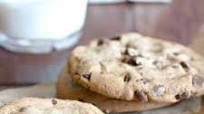 MY FAVORITE CHOCOLATE CHIP COOKIES MY FAVORITE CHOCOLATE CHIP COOKIES